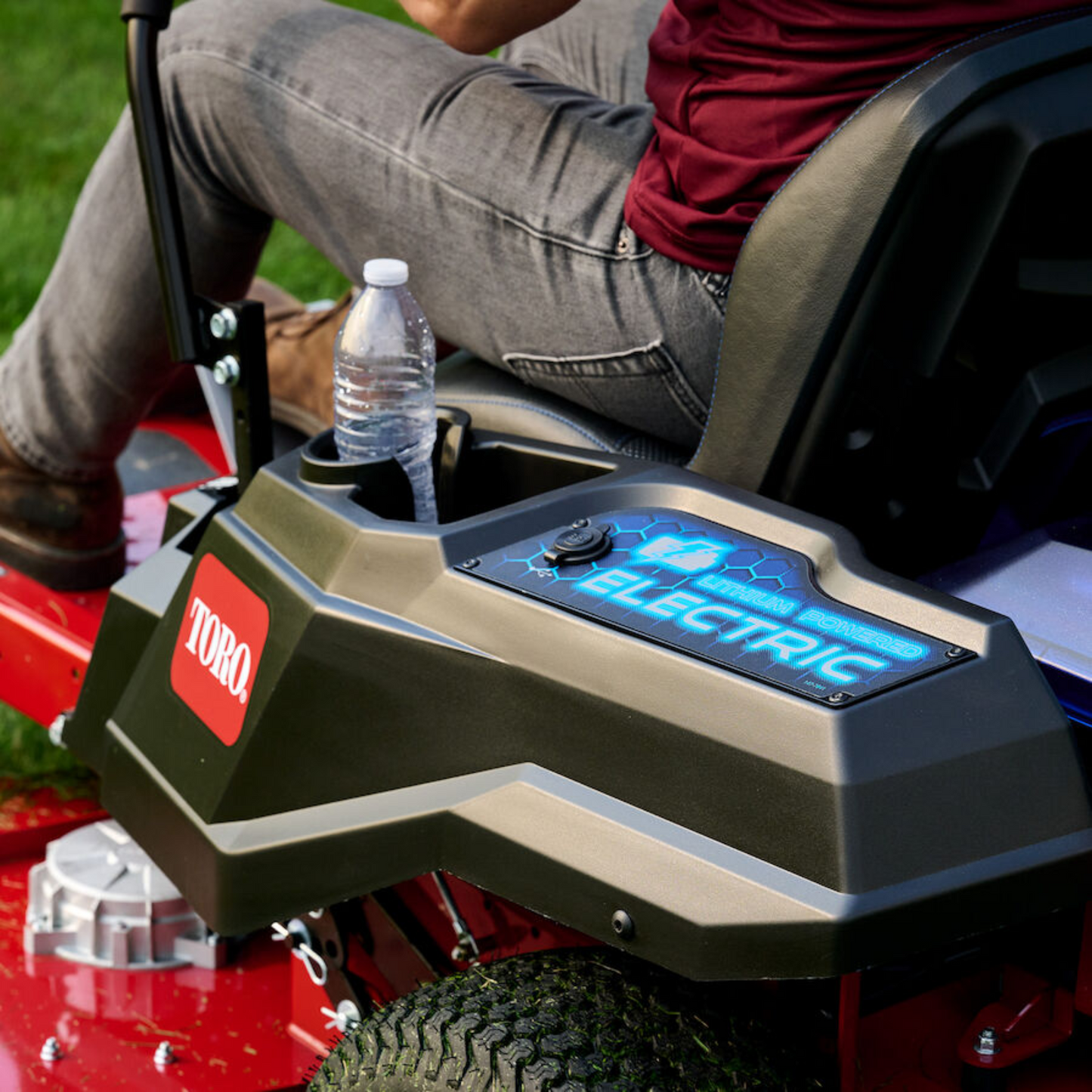 Toro 60V MAX 54 in. TimeCutter MyRIDE Zero Turn Mower w/ (5) 10.0Ah & (1) 4.0Ah Batteries and Charger| 75851 | Discount Item - Clermont