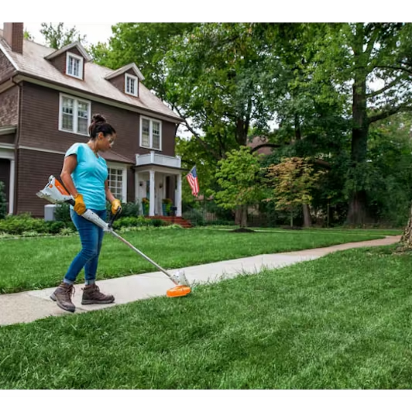 STIHL FSA 57 Battery Powered String Trimmer W/AK20 and AL101